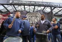 Crece el conflicto en Fate tras once meses sin aumento salarial y suspensión de trabajadores