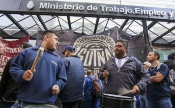 Crece el conflicto en Fate tras once meses sin aumento salarial y suspensión de trabajadores