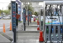 La nafta no bajará, pese al desinfle global del crudo al abrirse el estrecho de Ormuz