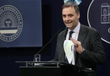 La Justicia archivó una de las causas contra Adorni y el Gobierno lo celebró en redes