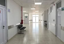 Chaco: una mujer se hizo pasar por médica y trabajo en hospitales durante meses