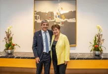 Caputo desembarcó en Washington y ya negocia el desembolso