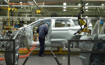 “El producto Mercosur no es competitivo frente al chino”: la advertencia de un analista sobre la industria automotriz argentina