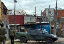 Operativo de saturación policial contra las bandas que operan en la villa La Cava