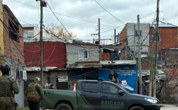 Operativo de saturación policial contra las bandas que operan en la villa La Cava
