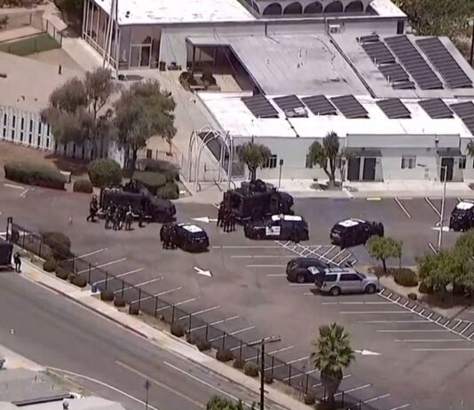 EE. UU.: al menos cinco personas murieron en un tiroteo en el Centro Islámico de San Diego; consideran el caso un “crimen de odio”