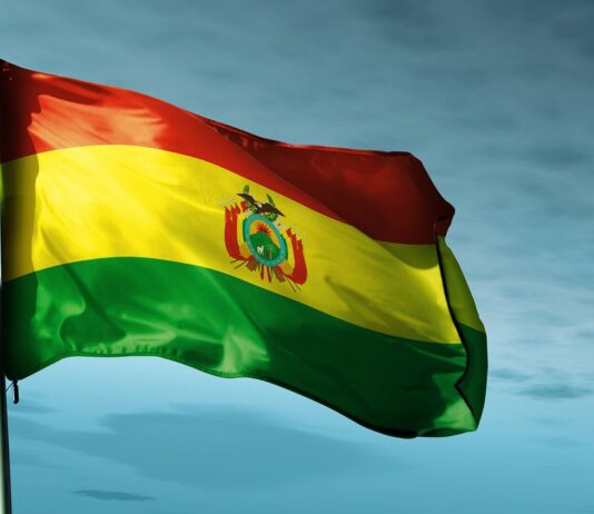 Bolivia: iglesia reanuda el diálogo sin presencia de la COB ni de campesinos de Túpac Katari