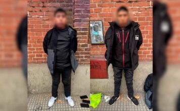 Dos motochorros peruanos, uno con veinte antecedentes, fueron detenidos en Palermo