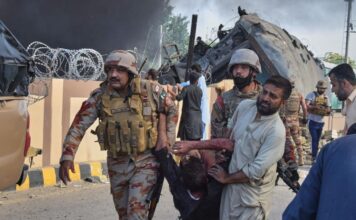 Masacre en Pakistán: un ataque terrorista contra un tren militar dejó 24 muertos