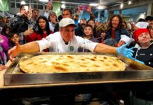 Argentina rompió un récord Guinness con la empanada más grande del mundo: superó por 10 kilos la marca anterior