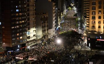 Uruguay marchó en reclamo por los desaparecidos durante la dictadura militar