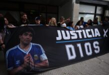Juicio por la muerte de Maradona, en vivo: un insólito inconveniente pausó el comienzo de la audiencia hasta el mediodía