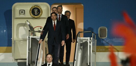 Uno por uno: quiénes son los magnates tecnológicos que acompañan a Donald Trump en la visita a China