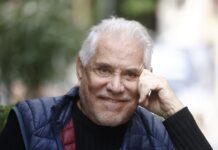 Arnaldo André, a los 82 años: de la crisis que casi lo hace dejar todo al éxito de sus novelas y su regreso al teatro