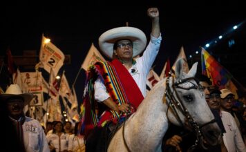 Confirman que el candidato de izquierda Roberto Sánchez será el rival de Keiko Fujimori en el balotaje en Perú