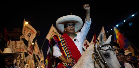 Confirman que el candidato de izquierda Roberto Sánchez será el rival de Keiko Fujimori en el balotaje en Perú