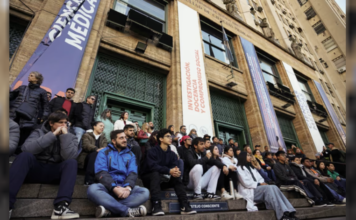 Antes de la cuarta Marcha Universitaria, la UBA brinda clases públicas en varias de sus facultades