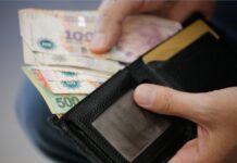 Salario insuficiente: 7 de cada 10 trabajadores argentinos gastan su sueldo en menos de 14 días
