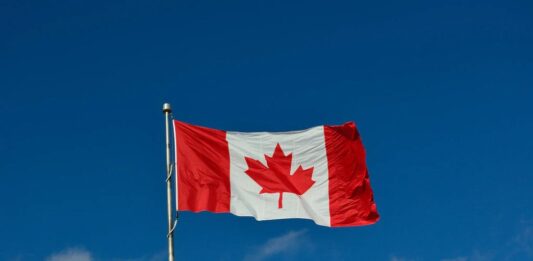 Canadá busca prohibir que los menores de 16 años tengan cuentas en las redes sociales