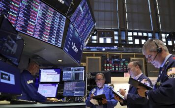 Tras haberla mejorado a la Argentina, S&P elevó la calificación crediticia de ocho empresas nacionales: cuáles son y cómo quedaron calificadas