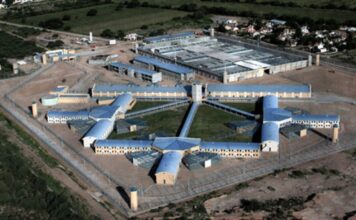 Córdoba: 11 agentes del Servicio Penitenciario irán a juicio por golpear y maltratar a dos internas