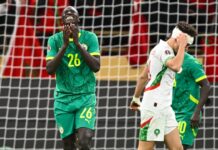 Crisis interna en Senegal: premios impagos, malestar por el hotel y un DT sin contrato