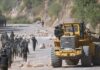 Bolivia intenta salir de la crisis: liberan caminos y llegan camiones con combustible