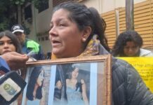Su hija y nieta murieron en la cesárea, camino más de 300 kilómetros y logró un importante avance en la causa