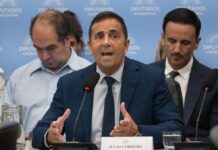 El Gobierno acelera la renegociación de grandes convenios colectivos