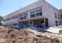 Villa Gesell: Barrera recibió $291 millones y escuelas siguen sin obras