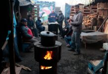 Tensión en Santa Cruz: cumple un mes el conflicto por los salarios de la Policía, tras el rechazo de 11 ofertas