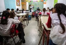 Crisis educativa: ocho de cada 10 rechazan la promoción automática, pero la repitencia pierde consenso como solución