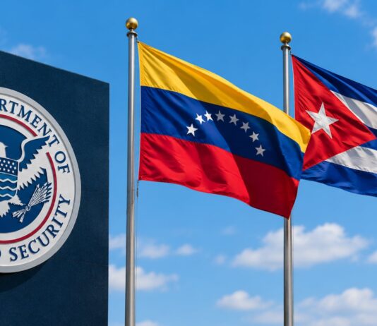 Buenas noticias para venezolanos y cubanos: fallo bloquea políticas del Uscis que impactan en el asilo