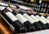 Trump amenaza con arancel del 100 % al champagne y el vino franceses