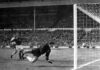 El Gol Fantasma: La Controvertida Decisión que Marcó la Historia del Fútbol