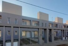El Gobierno subasta dos terrenos con casi 300 casas sin terminar por más de US$11 millones: dónde quedan y cómo participar