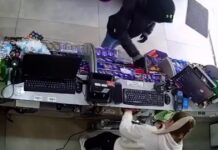 “Poné toda la plata”: detuvieron a un ladrón por un asalto a mano armada y descubrieron que robó otros cinco comercios