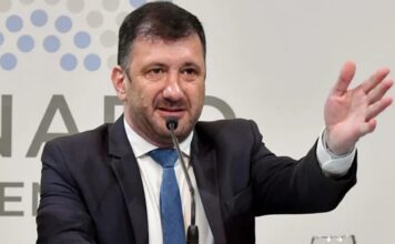 El ex senador Kueider fue condenado a dos años de prisión en suspenso en Paraguay