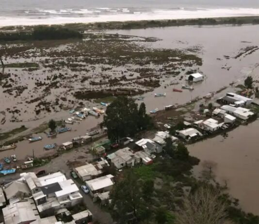 Aumentan a 13 las personas fallecidas por temporal que azota a Chile
