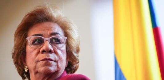 La canciller de Colombia cuestiona el régimen de aranceles de Trump