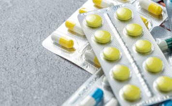 La Anmat autorizó la venta libre de diez medicamentos que requerían receta: ya no tendrán descuento en farmacias