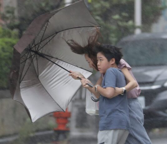 China evacuó a casi 2 millones de personas ante la llegada del tifón Bavi