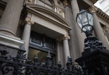 Las reservas del Banco Central cayeron US$800 millones por el pago de la deuda