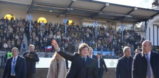 Un domingo “de película” en La Rural: Milei prefirió el repaso de gestión y ¿abrió el camino electoral hacia 2027?