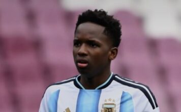 Stephen “Kiki” Ramos: El joven talento de Vélez que brilla en la selección Sub 17