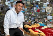 Thiago Almada visitó a la Difunta Correa y San Expedito en San Juan para cumplir una promesa