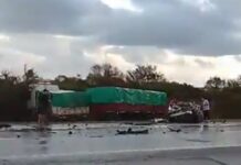 Tragedia en la autopista: dos muertos tras choque entre auto y camión