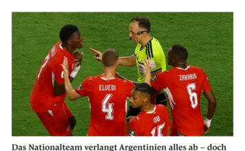Los medios de Suiza elogiaron a su selección y cuestionaron la actitud de Embolo tras su expulsión