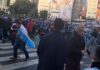 Un hombre robó un celular en los festejos por la Argentina en el Obelisco: fue detenido, recibió insultos y botellazos