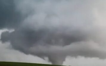 Tornado de Categoría EF-1 Devasta el Sur de Brasil: Al Menos Siete Heridos